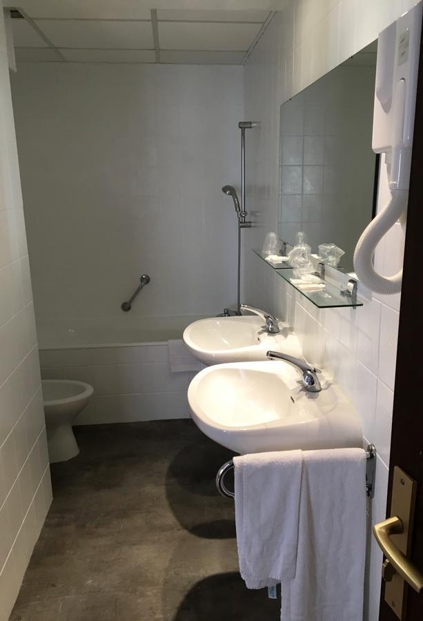 Hotel Du Nord 隆维 外观 照片